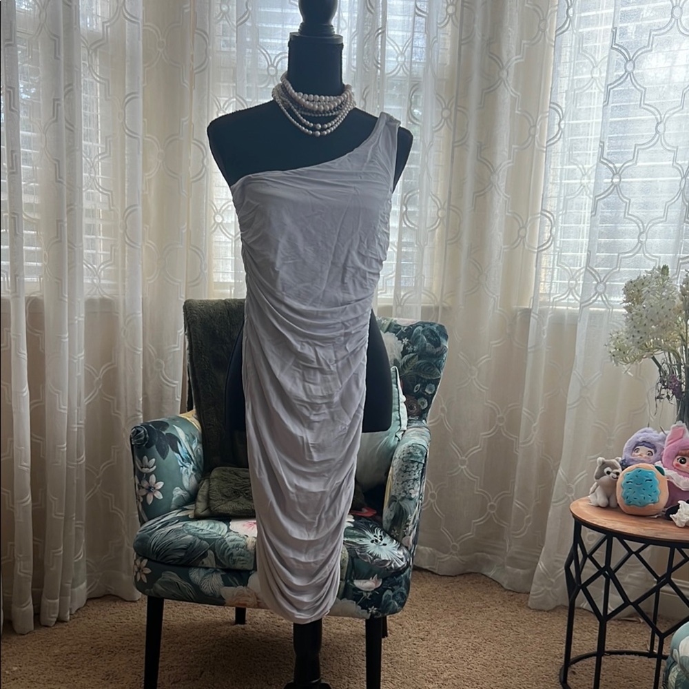 H&M White One Shoulder Dress with Modern Elegance